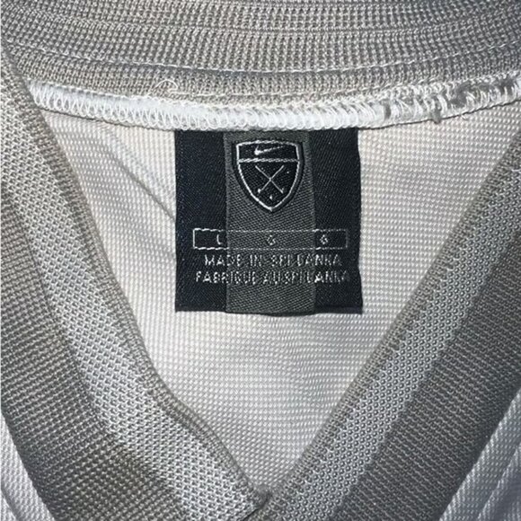 Nike Golf Wind Vest Mens L Beige Nylon Blend Relaxed Fit Pullover Sporty - Picture 2 of 3